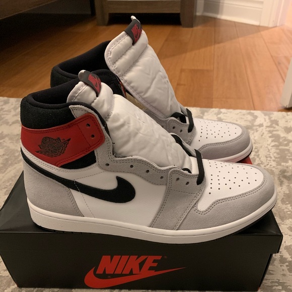 Jordan 1 Smoke Grey Size 11 DEADSTOCK - Picture 1 of 2